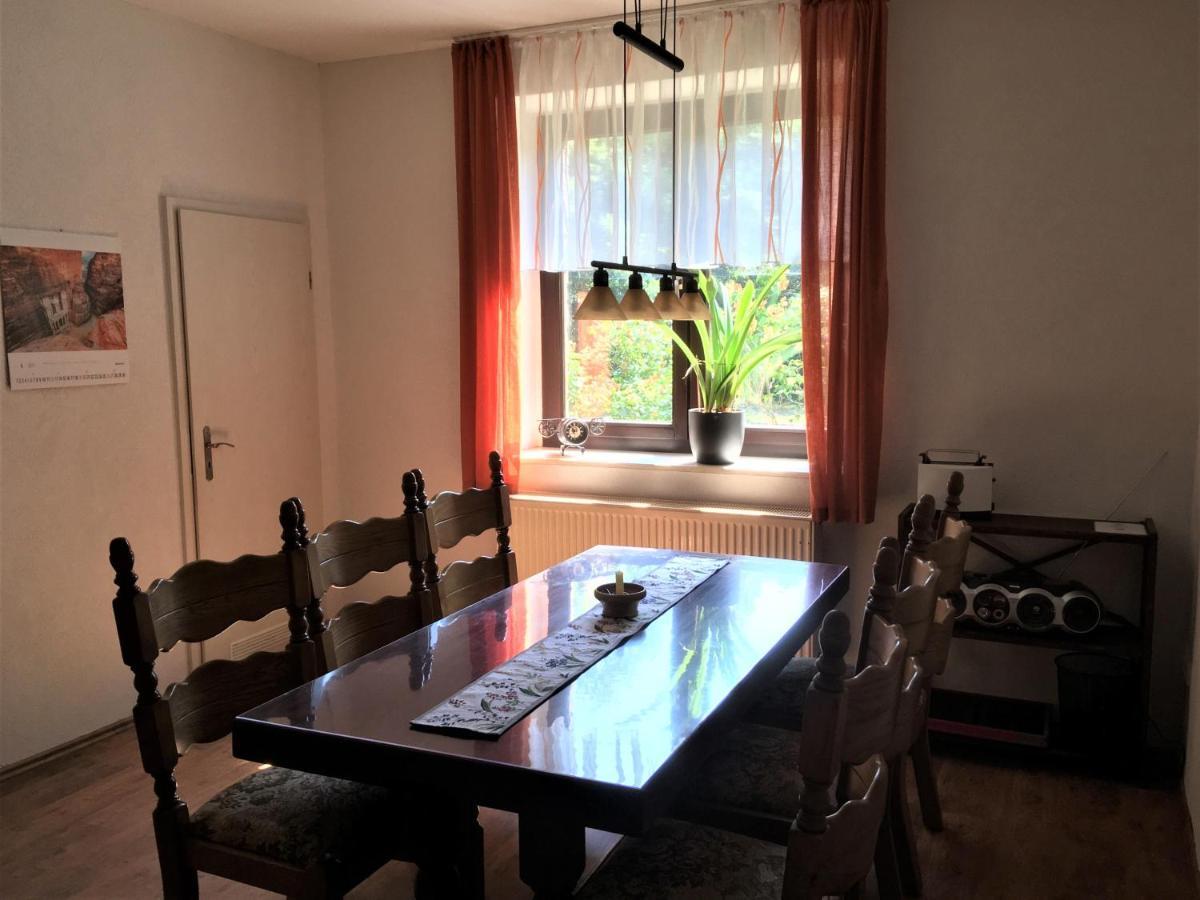 Ferienwohnung Kastanienblick Oder Parkblick, Oder Unser Radlerzimmer! Ziethen  Exterior photo